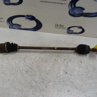 Peugeot 107 1.0 12V Aandrijfas rechts-voor CFB 2012 3273JR-1677685680