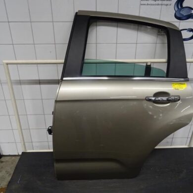 Citroen C3  Tür 4-türig links hinten 2011 9002CC