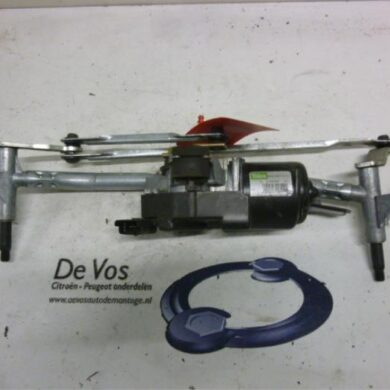 Peugeot 1007 1.4 16V Front wiper motor 2005 6405Q8