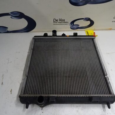 Peugeot 208  Radiator 8FP8F01 2012 1330W9-133398
