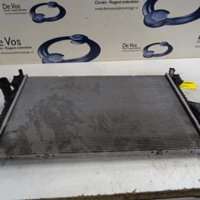 Citroen C4 Picasso  Radiateur 9HC 2013 9675747980-1610017680