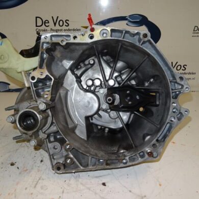 Peugeot 2008  Gearbox BHWBH02 2016 1616353680-1612478280 20ET27
