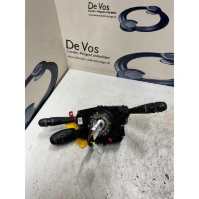 Peugeot 2008 1.6 BlueHDi 120 Combischakelaar Stuurkolom 2016 98081769ZD