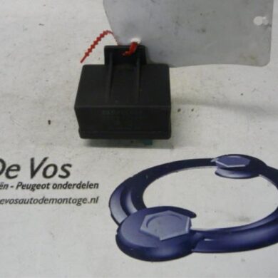 Citroen Xsara  Glow plug relay 2000 598143
