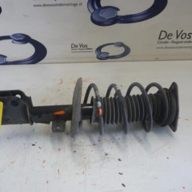 Peugeot 308  Schokdemperpoot links-voor 2014 9810683780