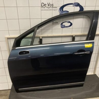 Citroen C5 3.0 HDiF V6 24V Door 4-door, front left 2009 9002Y8