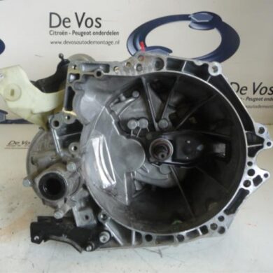 Citroen C4 Cactus  Versnellingsbak HNZHN01 2014 1612930280-1612930680 20ET25