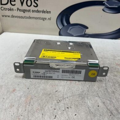 Citroen C4 Cactus 1.2 PureTech 110 12V Radio 2019 9828709480-1638947580