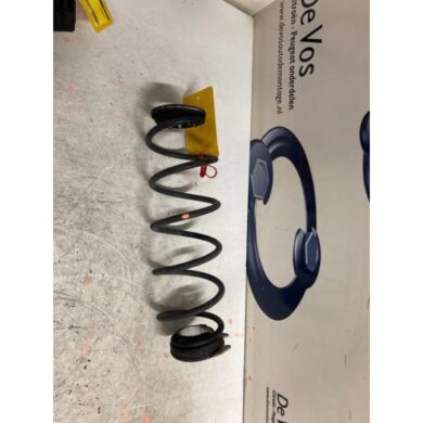 Opel Corsa 1.5 CDTI 100 Schroefveer achter 2021