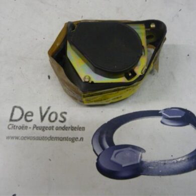 Peugeot 307 1.6 HDi 16V Veiligheidsgordel links-achter 2006 8974JK