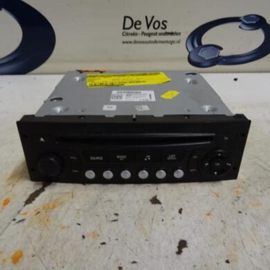 Peugeot 5008  Radio CD player 2012 16093773XT-1612490680