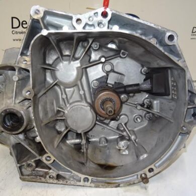 Peugeot 208  Gearbox 5FU5F03 2013 1608710080-1609861580 20EA49