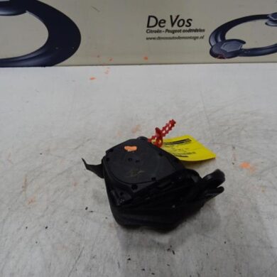 Citroen C3 1.4 16V Sensodrive Veiligheidsgordel links-achter 2007 8975Q0-8975TX