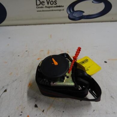Peugeot 2008  Rear seatbelt, right 2016 96781656XJ