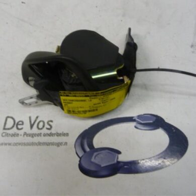 Peugeot 307  Rear seatbelt, left 2006 8973TB-8974JL