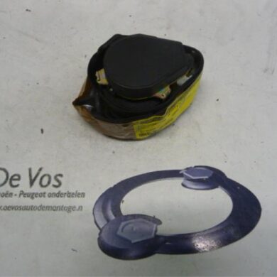 Peugeot 207 1.6 16V THP Rear seatbelt, right 2007 8974VJ-8975W7