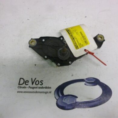 Citroen Saxo 1.5 D Rear wiper motor 2001 6405H7