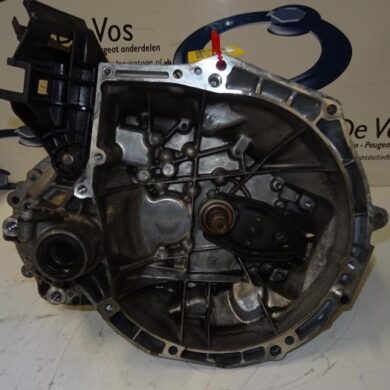 Citroen C3  Versnellingsbak HMZHM01 2013 9803846280-9678376580-1606864380-1608995480 20CR03