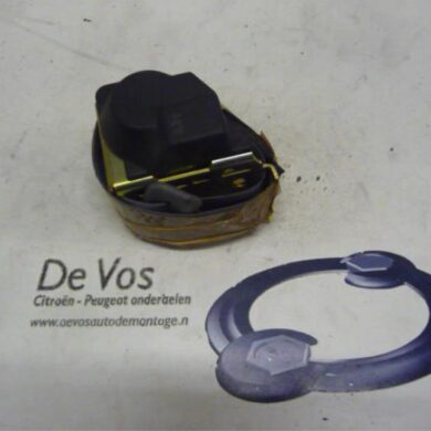 Peugeot 406 2.1 dT Veiligheidsgordel links-achter 1997 8972HC