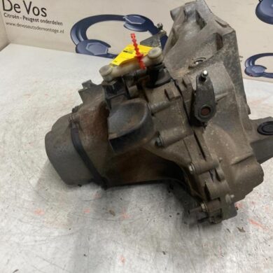 Peugeot 208 1.0 Vti 12V PureTech Getriebe ZMZ 2014 9803846180-1608887480-9678076280-1607149280