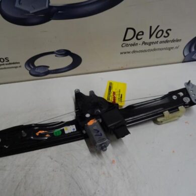 Citroen C3 Aircross 1.2 e-THP PureTech 110 Window mechanism 4-door, front left 2018 YQ00112380-YQ00469580