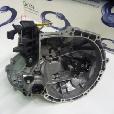 Peugeot 208  Versnellingsbak 9HP-8HR8H01 2014 2222YR 20CQ66