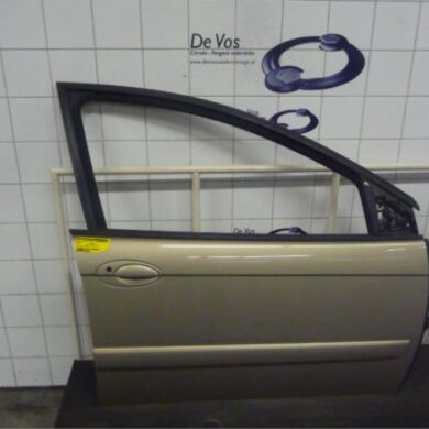 Citroen C5  Front door 4-door, right 2007 9004P0