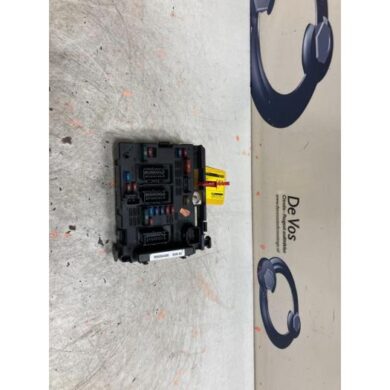 Peugeot 206 1.6 16V Fuse box 2004 6500Y1-9650664080