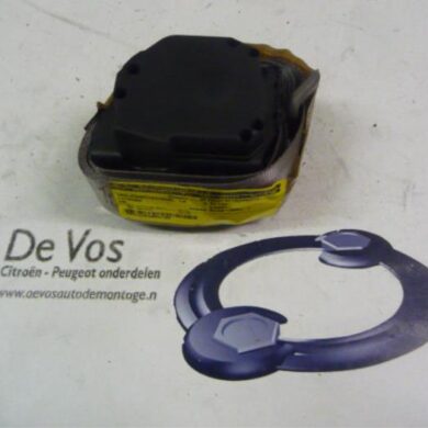 Citroen C5 3.0 V6 24V Rear seatbelt, left 2001 8974KF