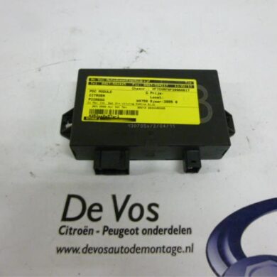 Citroen Picasso  PDC Module 2005 6590F1-6590F2