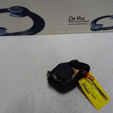 Peugeot 2008  Rear seatbelt, right 2017 96781656XJ