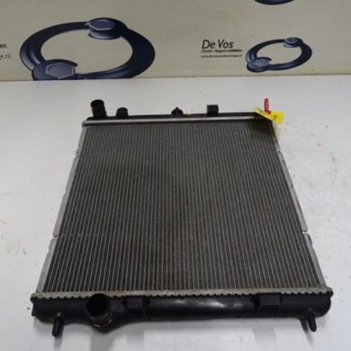 Peugeot 208  Radiator 8HR-8HR8H01 2014 1330Q5-133374