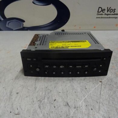 Peugeot 206 1.4 16V Radio CD player 2005 6564RT