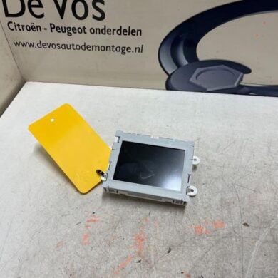 Peugeot 208 1.2 12V e-THP PureTech 110 Interior display HNP 2019 1623840080-9821126480