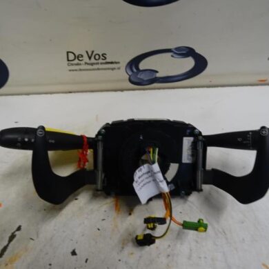 Citroen C3 1.6 16V Steering column stalk 2003 6239GQ