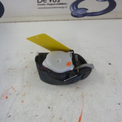 Peugeot iOn  Rear seatbelt, right 2011 8977L7