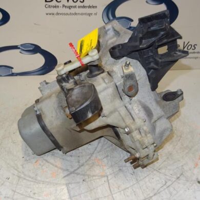 Peugeot 208  Versnellingsbak HMZ-HMZHM01 2017 9810688480-1612888180 20A701