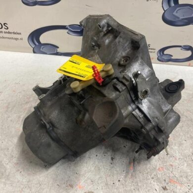 Peugeot 207 1.4 16V VTi Gearbox 8FS 2008 223272-220109 20CQ74
