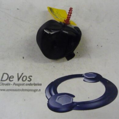 Peugeot 308 1.6 HDi 16V Front seatbelt, right 2010 8975K5