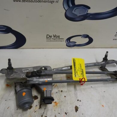 Peugeot 308 1.6 BlueHDi 120 Scheibenwischermotor vorne 2014 9810327980