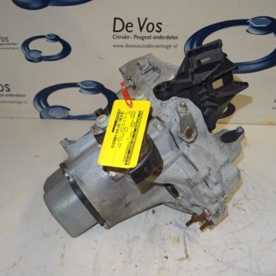 Peugeot 208  Getriebe ZMZ-ZMZZM01 2012 9803846180-1608887480-9678076280-1607149280 20CR02