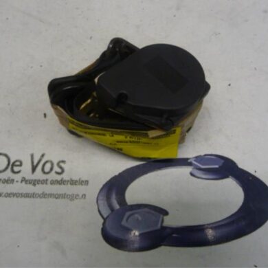 Peugeot 106 1.4 XN,XR,XT Veiligheidsgordel links-achter 2001 8973GH