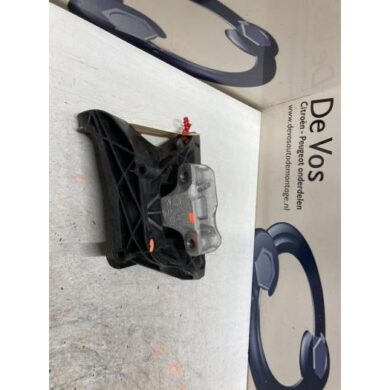 Peugeot 3008 1.6 16V HYbrid 225 Motorlager 5G06 2019 9820499380