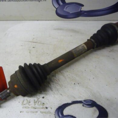 Citroen C4 1.6 16V Aandrijfas links-voor NFU 2005 3272LT-32724X 20TS12