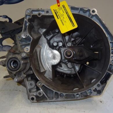 Peugeot Partner  Gearbox 2009 223121-223276 20DP47