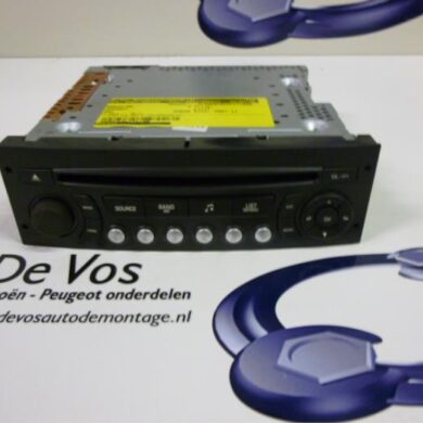 Peugeot 207 1.6 16V Radio CD Speler 2007 6564ZT-6564ZS