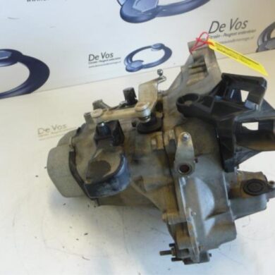 Peugeot 208  Getriebe HMZ-HMZHM01 2013 9803846280-9678376580 20CR15