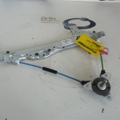 Peugeot 208  Fenstermechanik 4-türig rechts hinten 2014 9673153880