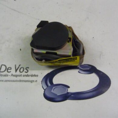 Peugeot 607 2.2 16V Rear seatbelt, left 2001 8974CA
