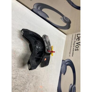 DS Automobiles DS7 Crossback  Motorsteun 5G06 2019 9820499380